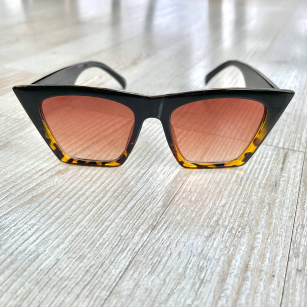 Square Cat Eye Sunglasses‎ | Black/Tortoise